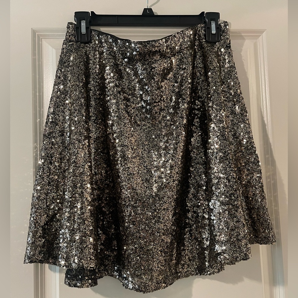 Elegant Sequin Skirt - Black and Silver